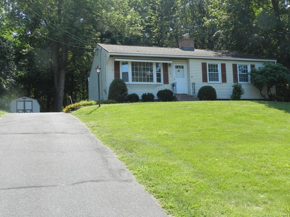 44 Country Ln, Vernon, CT 06066 exterior