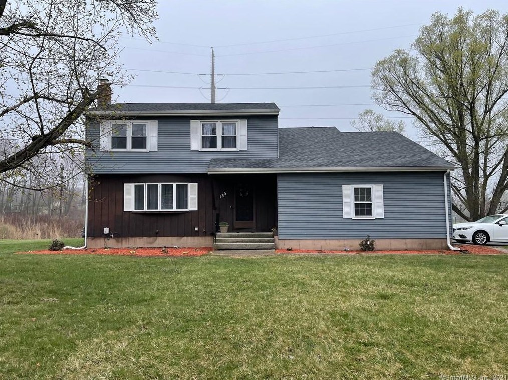 135 Windbrook Dr, Windsor, CT 06095