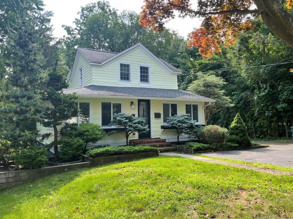 340 Maple Ave, Cheshire, CT 06410