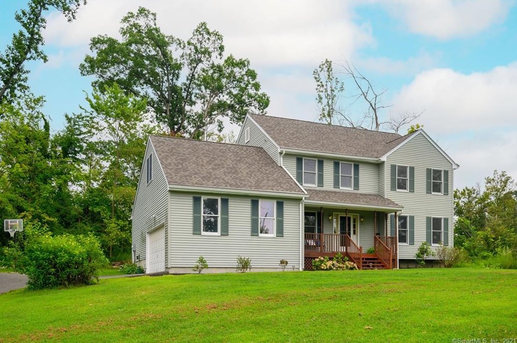 23 Allen Rd, Brookfield Center, CT 06804