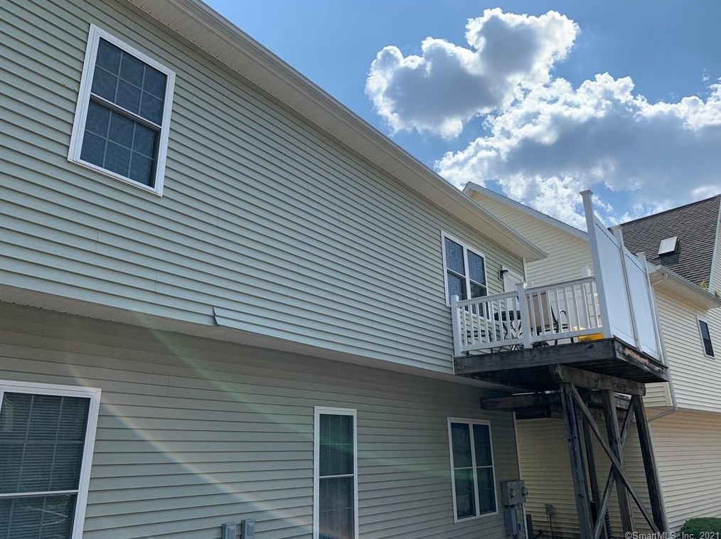 27 Pasco Dr #b, East Windsor, CT 06088