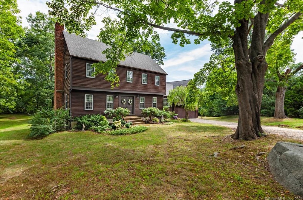 39 Fence Creek Dr, Madison, CT 06443-3113