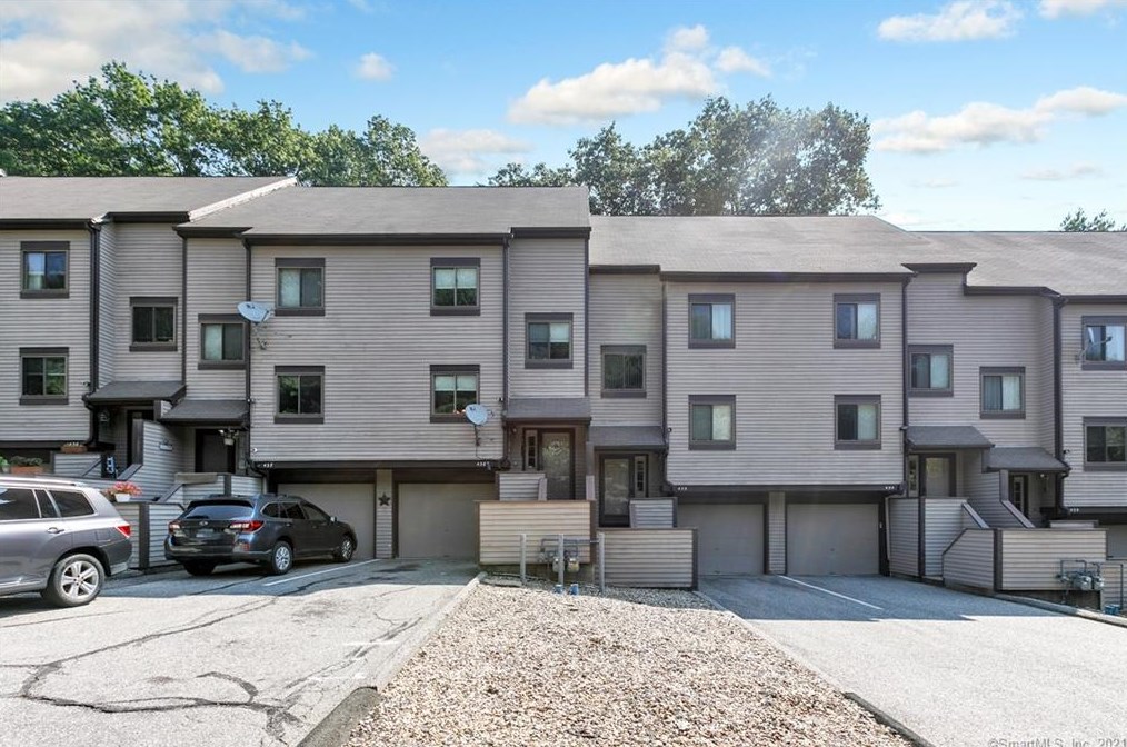 196 New Haven Ave #436, Derby, CT 06418