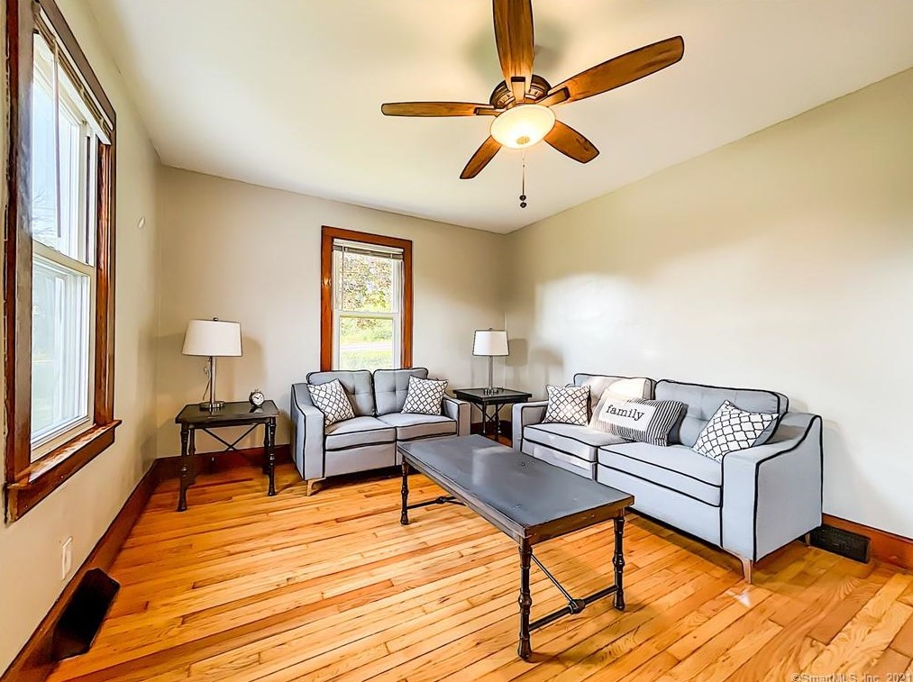 3 Gulf Rd, Somers, CT 06071