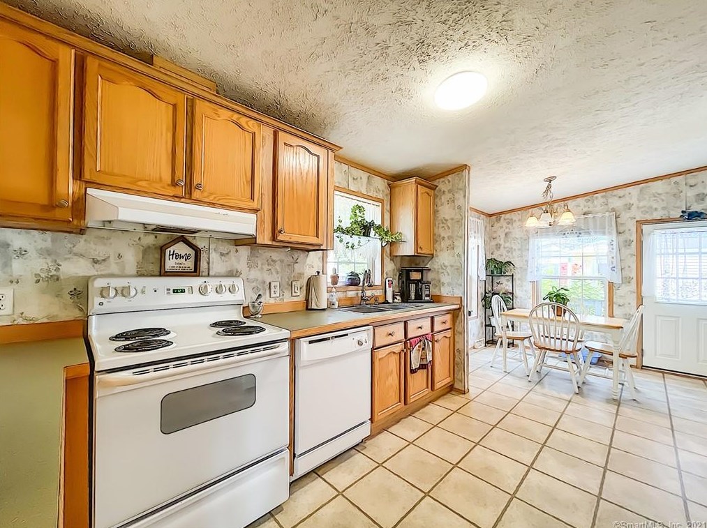 33 Lions Way, North Windham, CT 06256