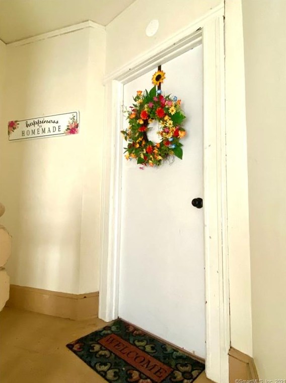 28 Dolsen Pl #2, Stamford, CT 06901