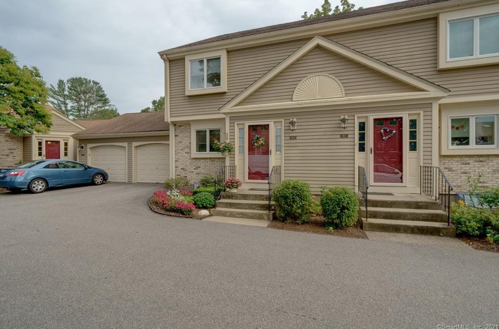 190 Main St #d, Manchester, CT 06042