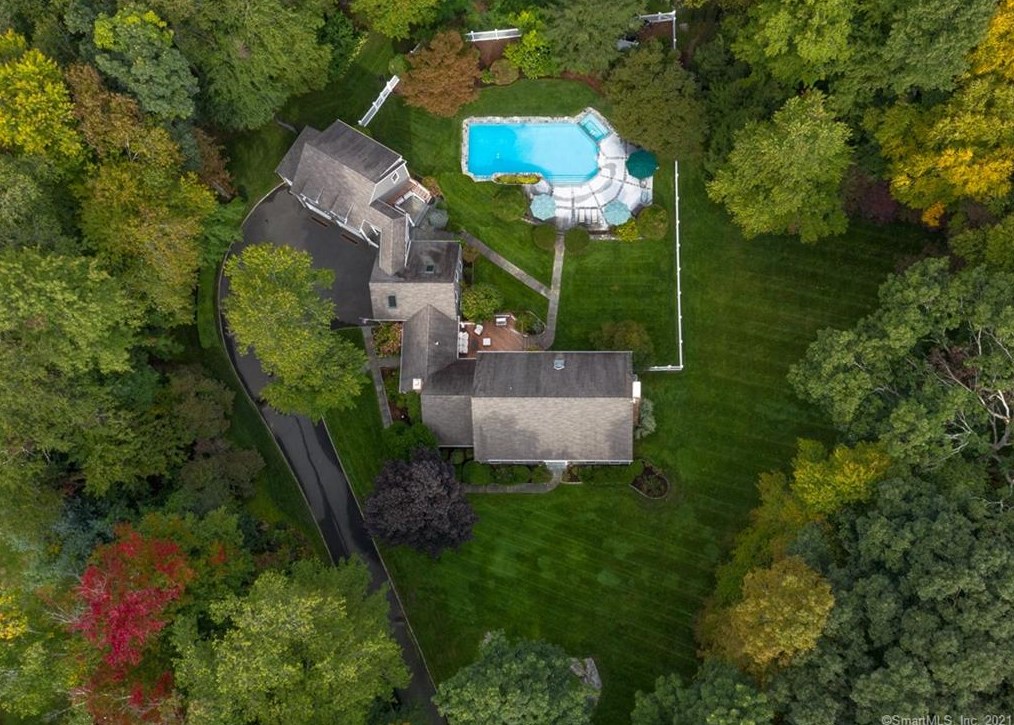72 Pumping Station Rd, Ridgefield, CT 06877