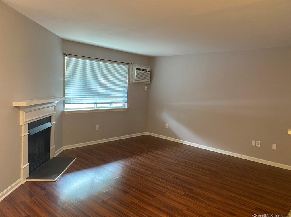 2 Jeanette St #45, Danbury, CT 06811
