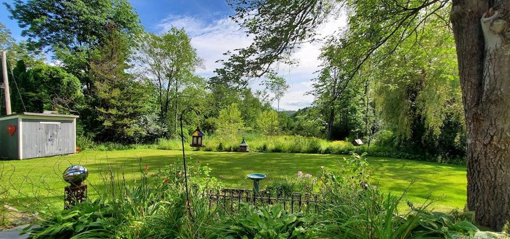 84 Orchard Rd, Canaan, CT 06018