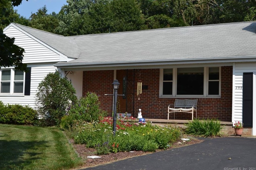 235 Rye St, East Windsor, CT 06016