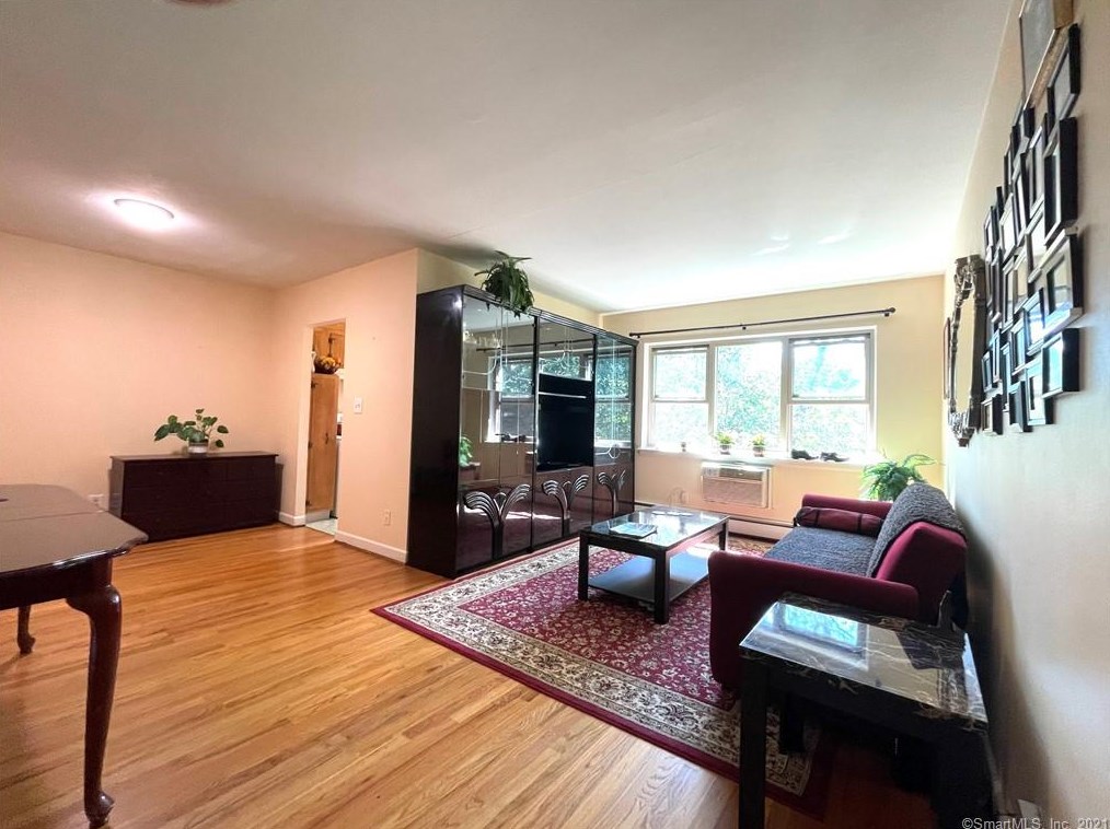 70 Grove Hill St #4g, New Britain, CT 06052