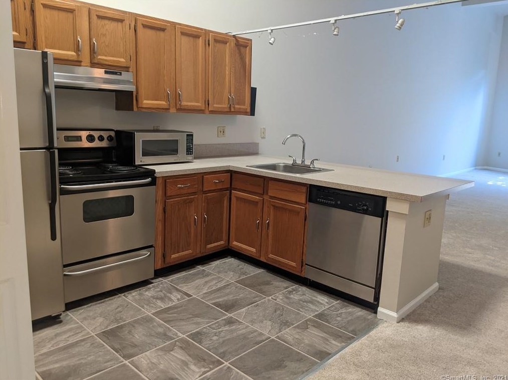 25 Grand St #261, Norwalk, CT 06851