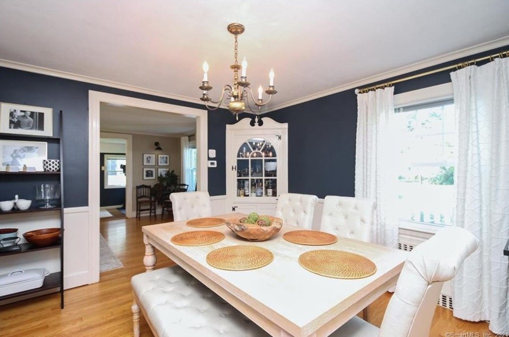 16 Auburn Rd, Hartford CT  06119-1301 exterior