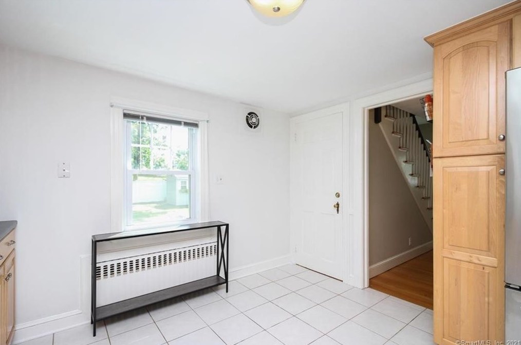 16 Auburn Rd, Hartford CT  06119-1301 exterior