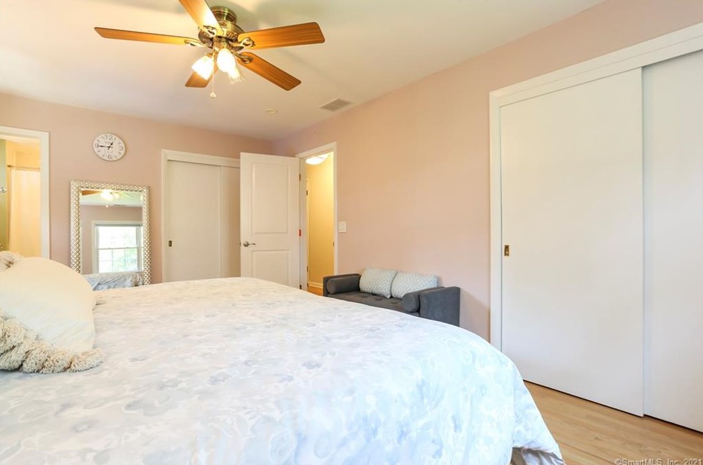 17 Birch Rise Dr, Newtown CT  06470-2005 exterior