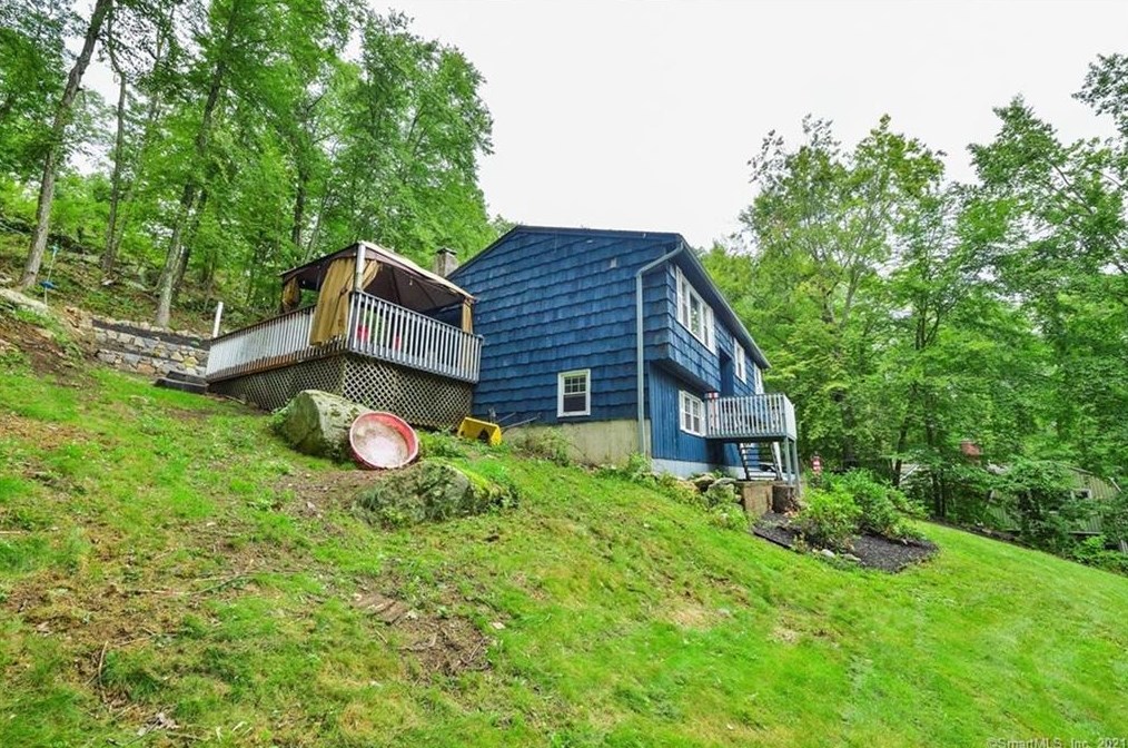 34 Marldon Rd, Brookfield Center, CT 06804