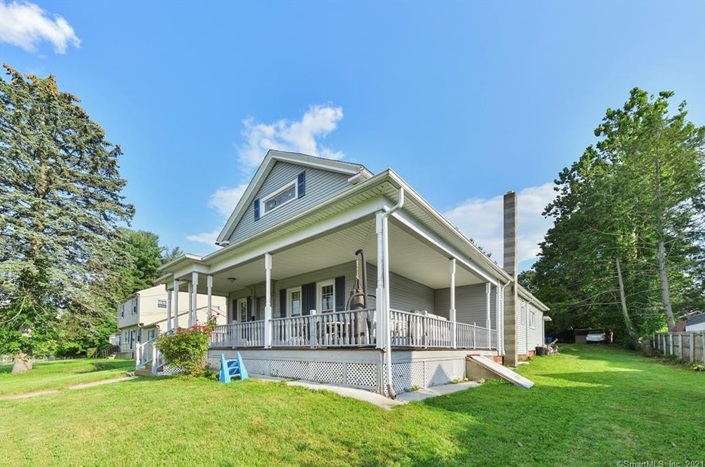 416 South St, Bristol, CT 06010