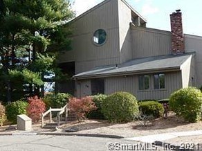 1 Amato Dr #b, Wapping, CT