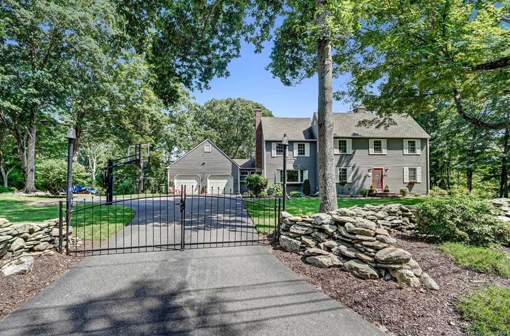 70 Goose Hill Rd, Chester, CT 06412