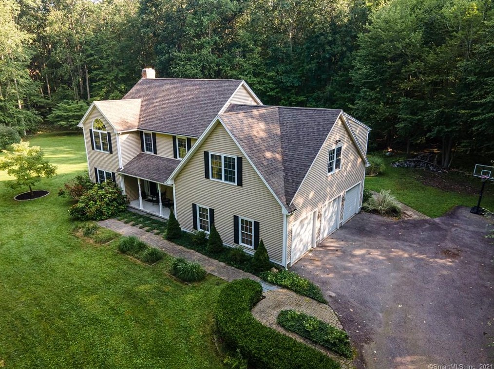 11 Wood Fern Way, Andover, CT 06232-1133