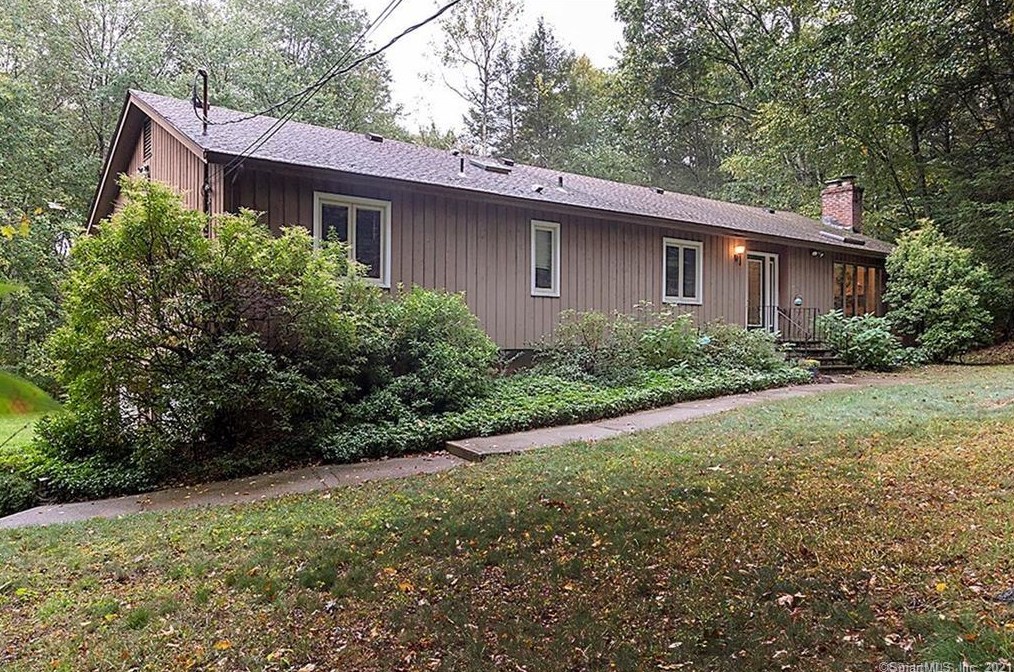 28 Rock Hill Rd, New Haven, CT 06513