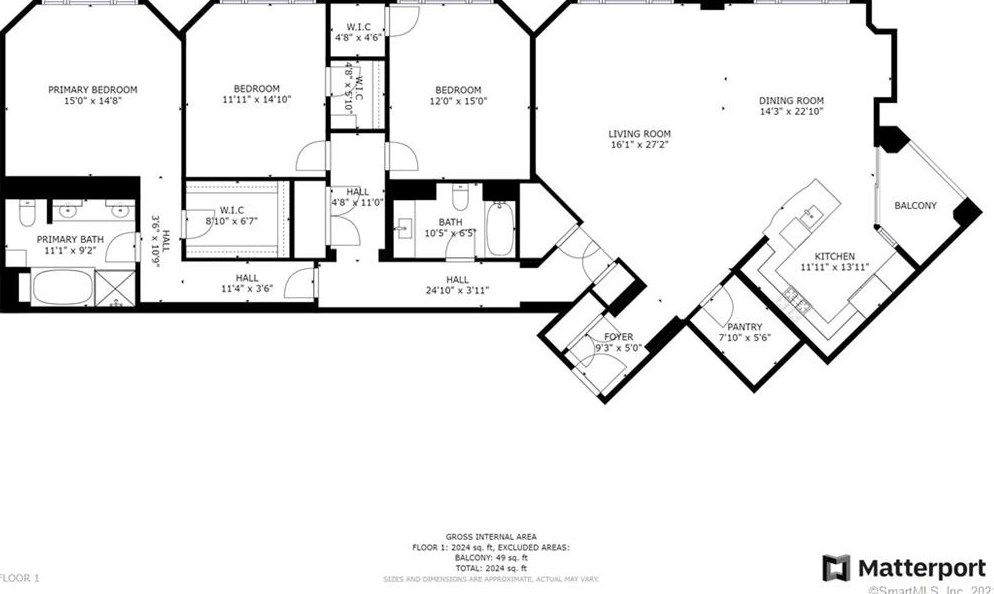 100 Parrott Dr, Huntington CT  06484-4773 exterior