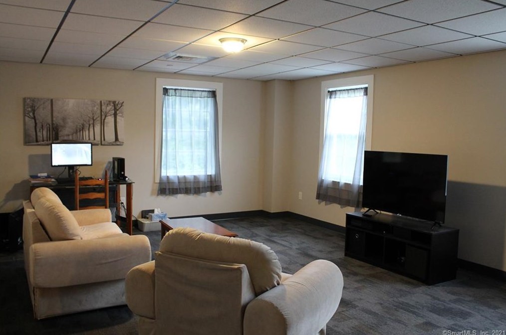 257 Route 80 #2b, Deep River, CT 06419