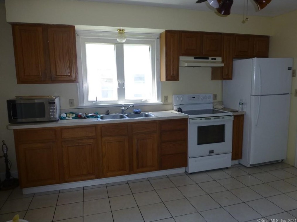 73 William St #2, Wallingford, CT 06492