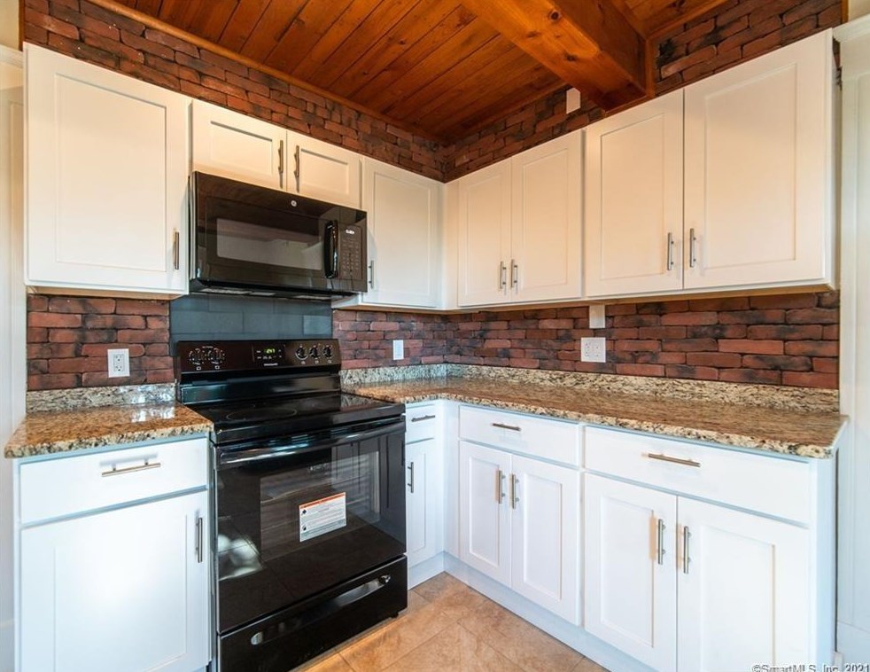 76 Spring St #3, Middletown, CT 06457