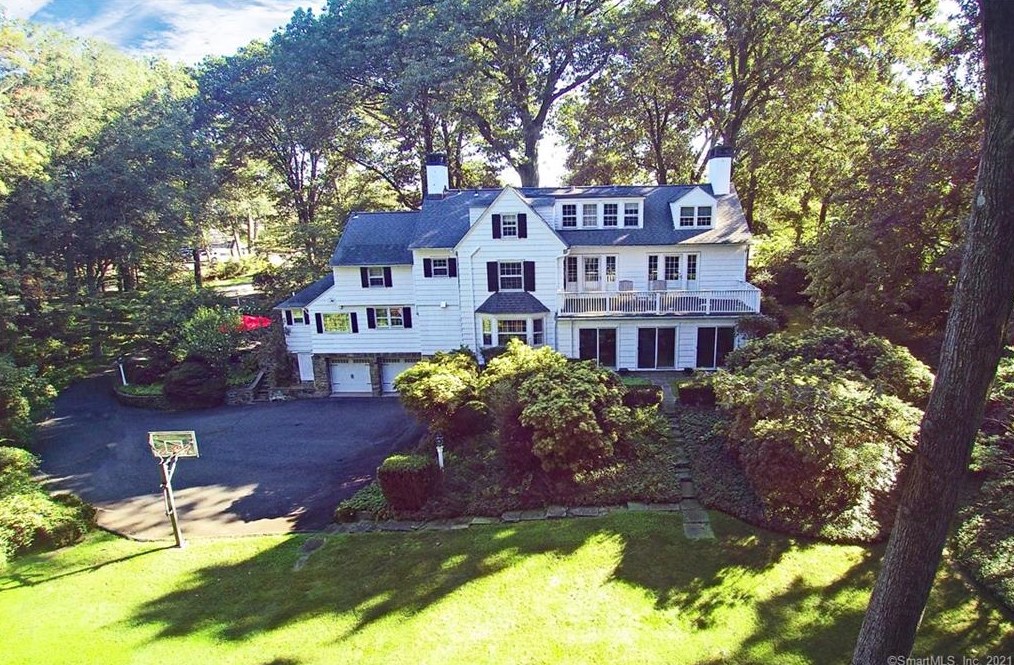 495 Algonquin Rd, Fairfield, CT 06825 exterior