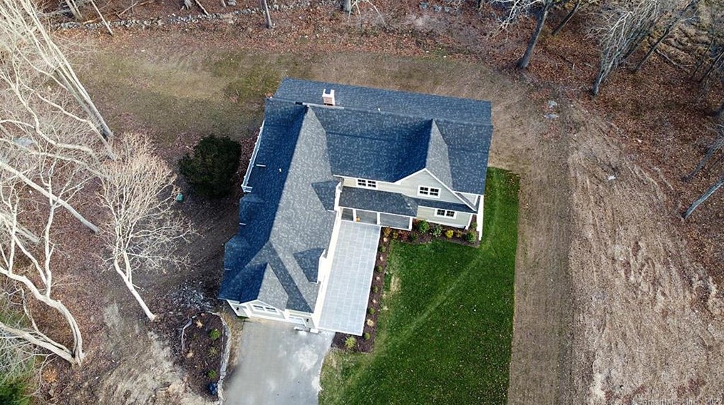 59 Peck Hill Rd, New Haven CT  06525-1306 exterior