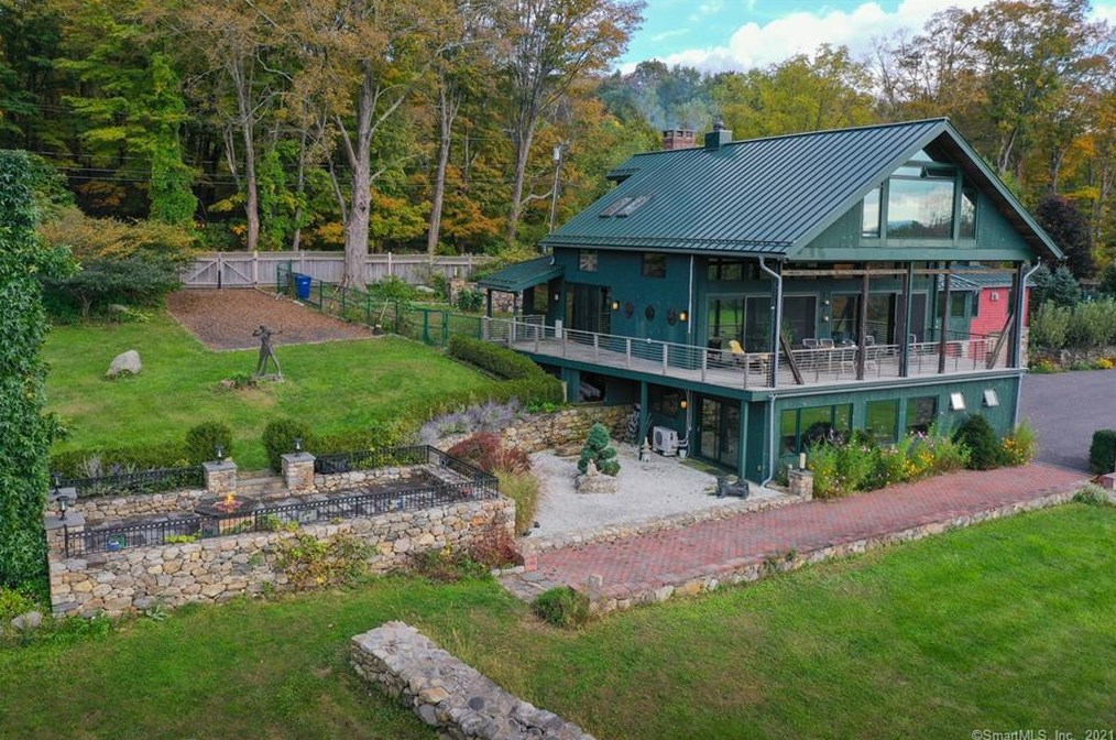 104 Spooner Hill Rd, South Kent, CT 06785