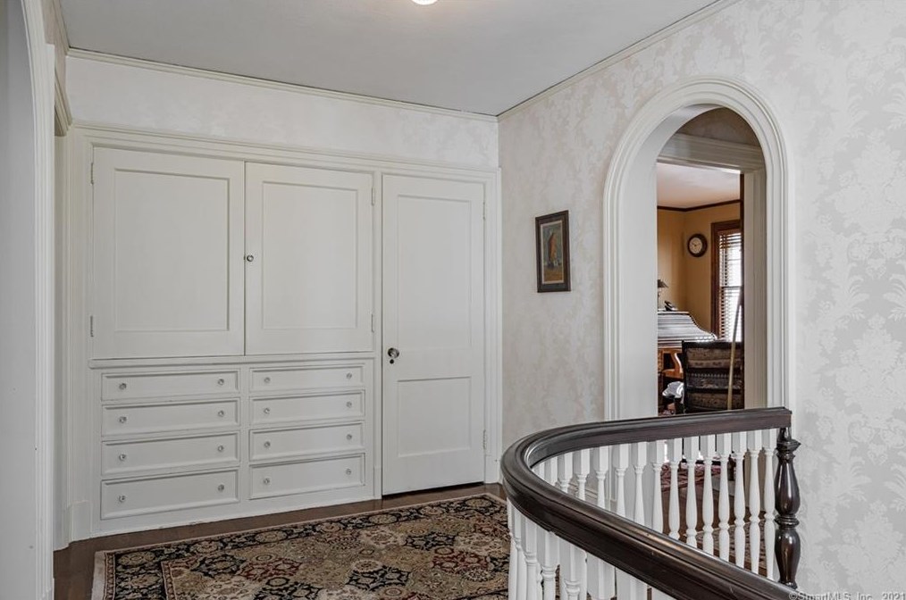 247 Terry Rd, Hartford CT 06105-1110 exterior