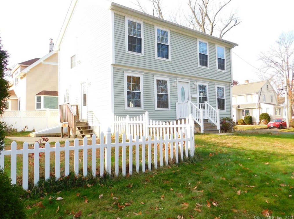2 Marr St, Stratford, CT 06614 exterior