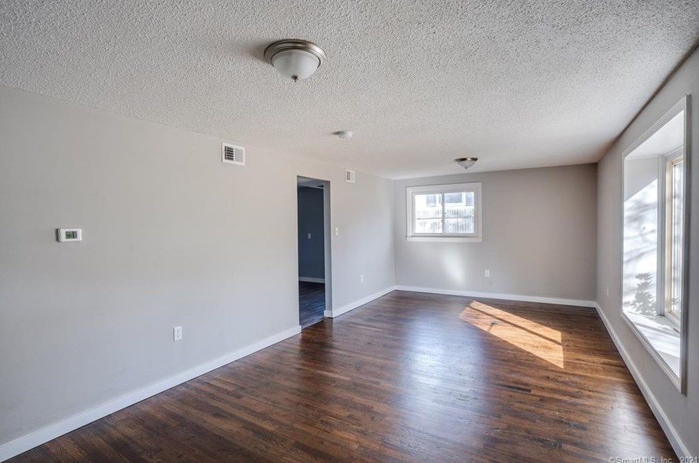 41 Stepney Cir, Rocky Hill, CT 06067-2511