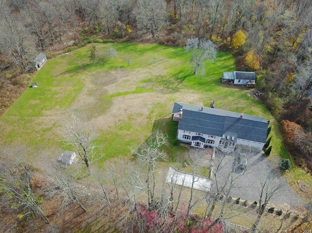 25 Woodward Rd, Morris, CT 06763