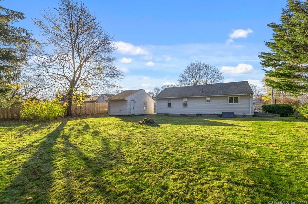 133 Jeffrey Ln, Meriden, CT 06451-2783