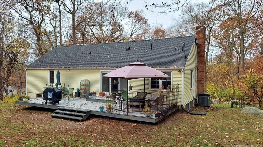 14 Fox Hill Rd, Fenwick, CT 06475-1122