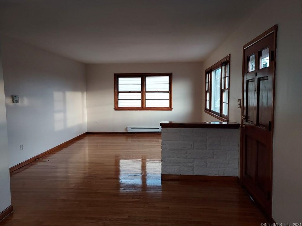 267 Dayton Rd, Bridgeport, CT 06606
