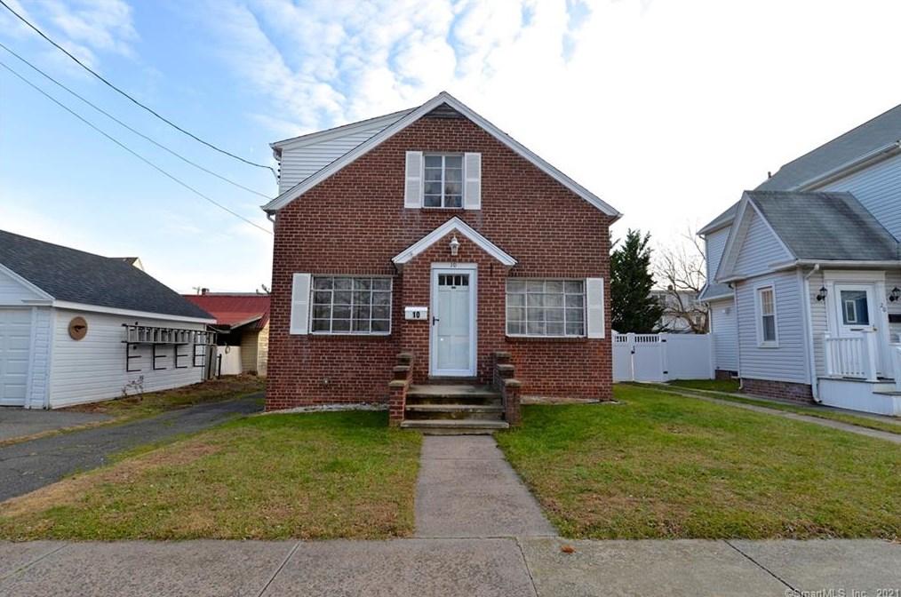 10 Treadwell St, New Haven CT  06517-2335 exterior