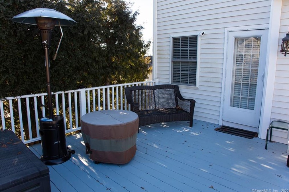 63 Highwood Cir, Colchester CT  06415-1283 exterior