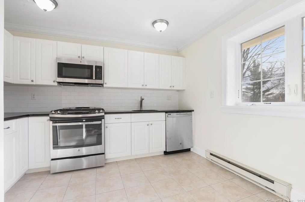 33 Putnam Green #c, Greenwich, CT 06830