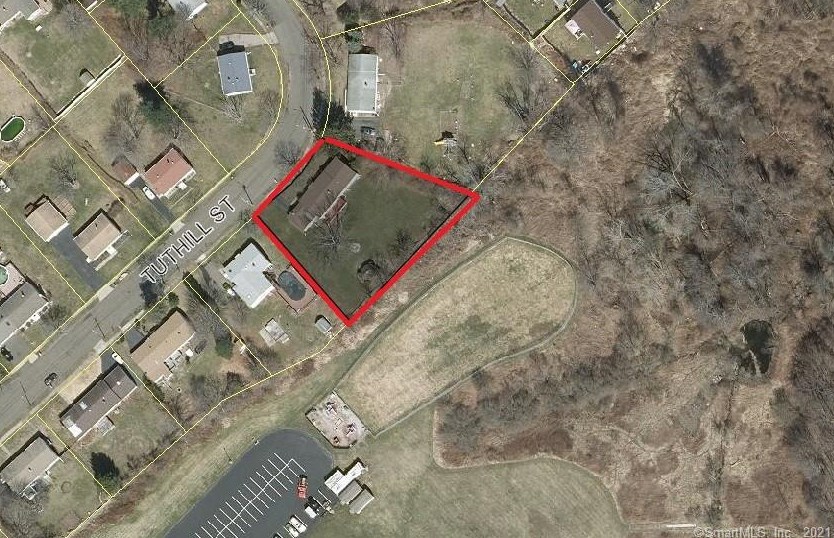 62 Tuthill St, New-Haven, CT 06516 exterior