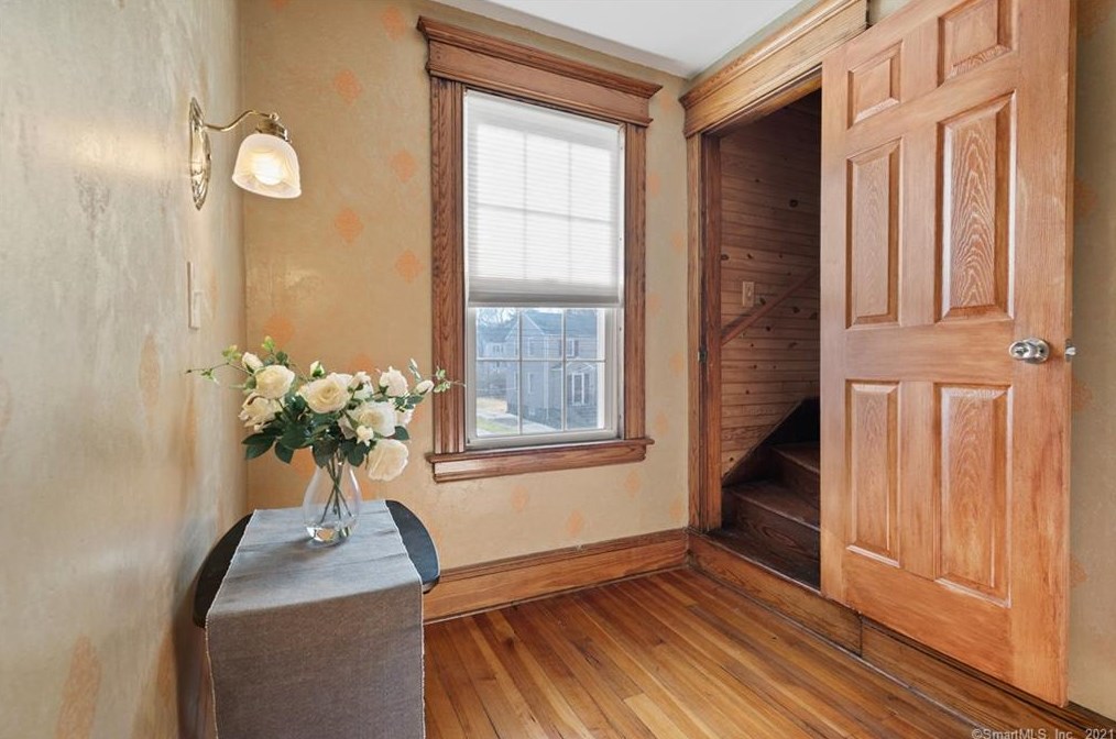 108 Freeman Ave, Stratford CT  06614-4021 exterior