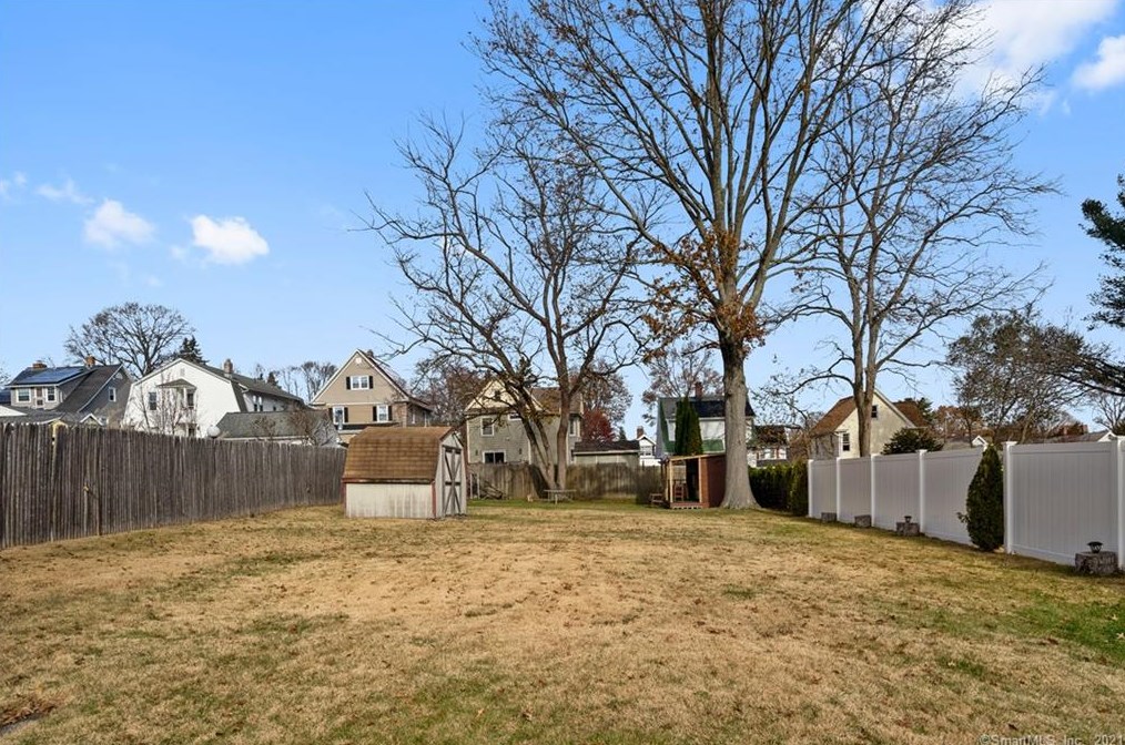 108 Freeman Ave, Stratford CT  06614-4021 exterior