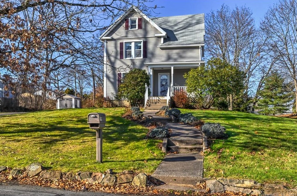 19 Eaton Ave, Meriden, CT 06451-2607