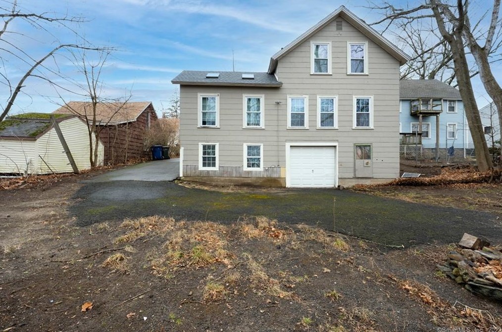 286 Summit St, Chestnut Hill CT  06226-2334 exterior