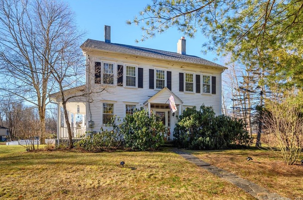 122 Whisconier Rd, Brookfield Center, CT 06804