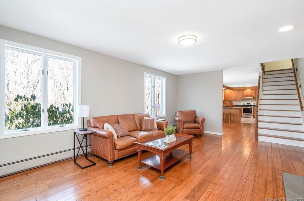 80 Brookmoor Rd, Tolland, CT 06084